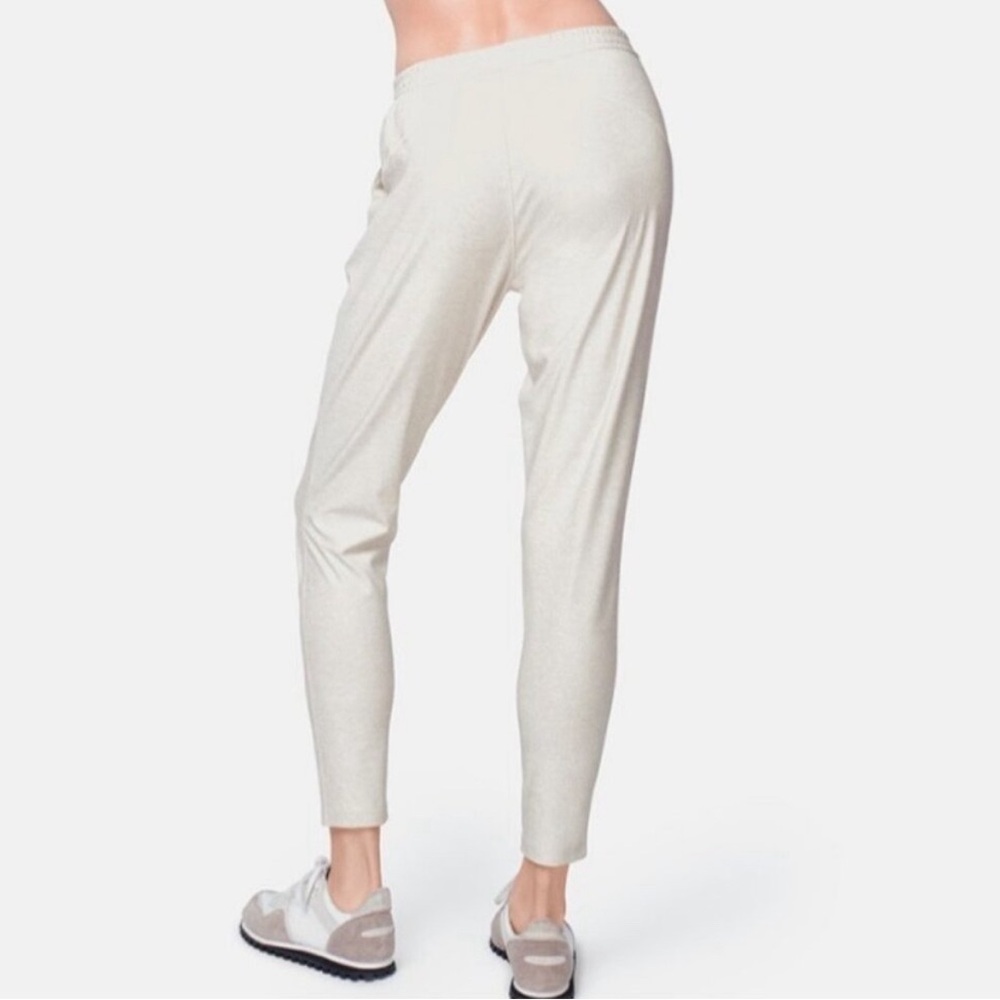 NWT Outdoor Voices Sunday Sweatpants Size Small- Oatmeal